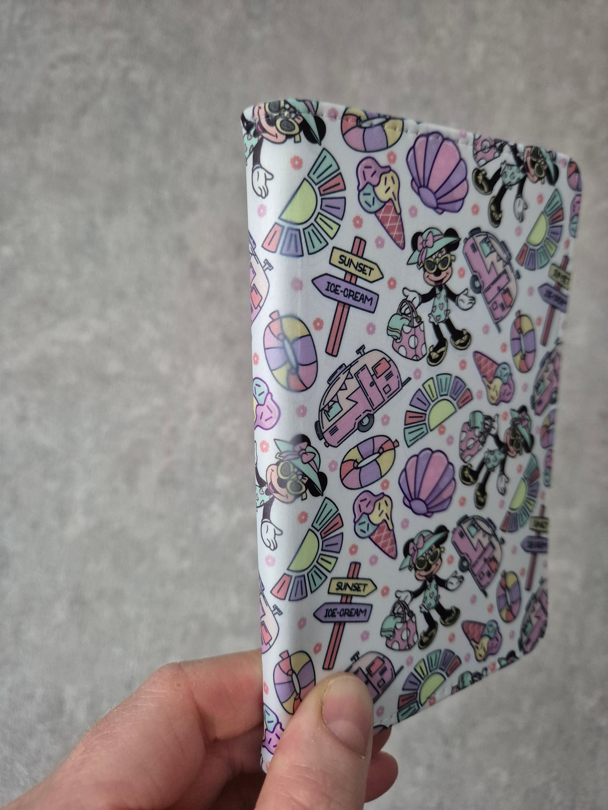 Minnie Mouse Luggage Tag and Passport Cover (Set)