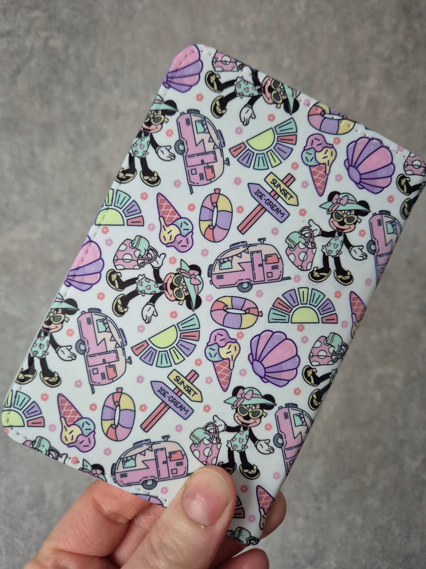 Minnie Mouse Luggage Tag and Passport Cover (Set)